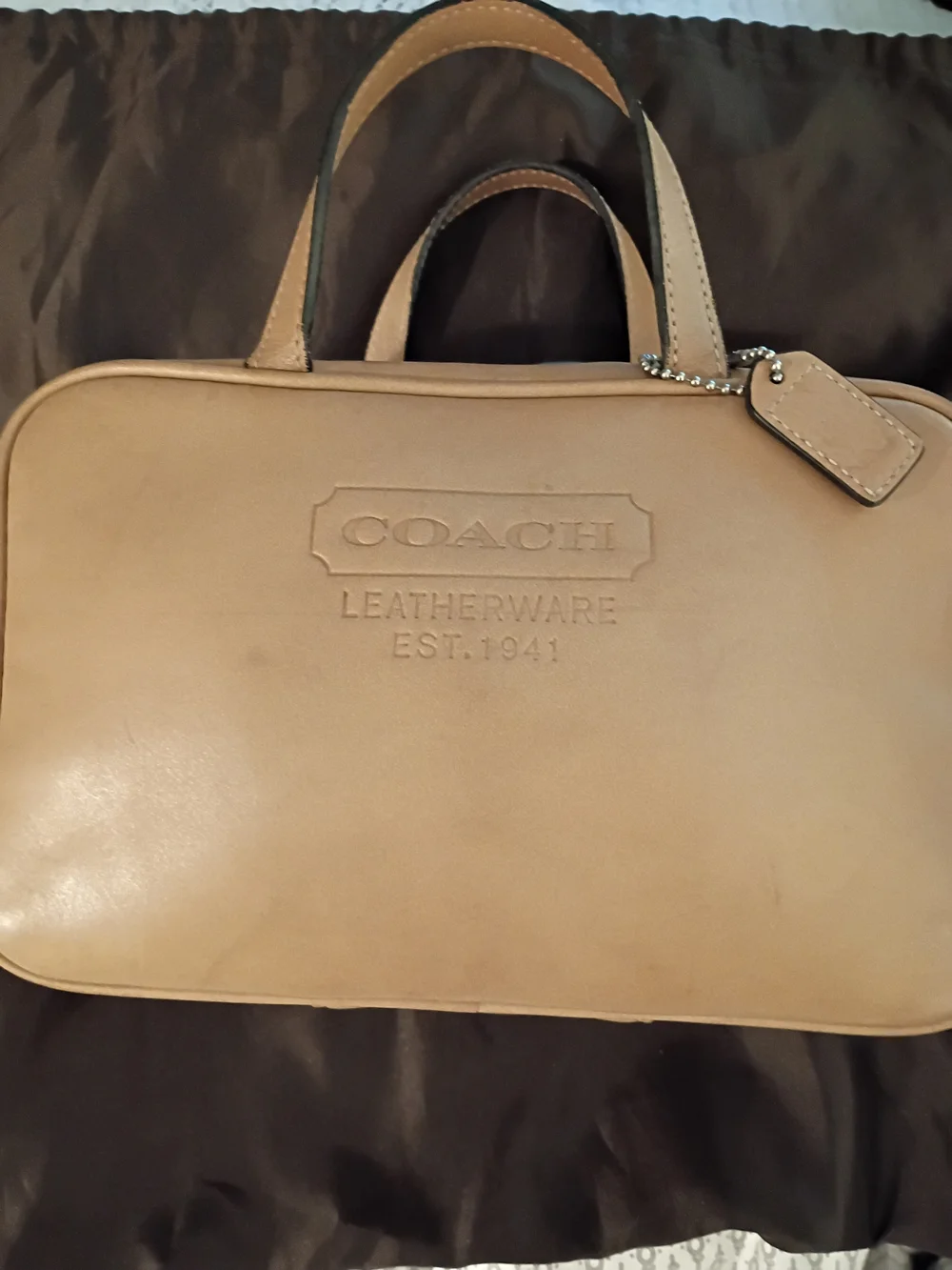 COACH Leather Cosmetic Case/Bag in Camel